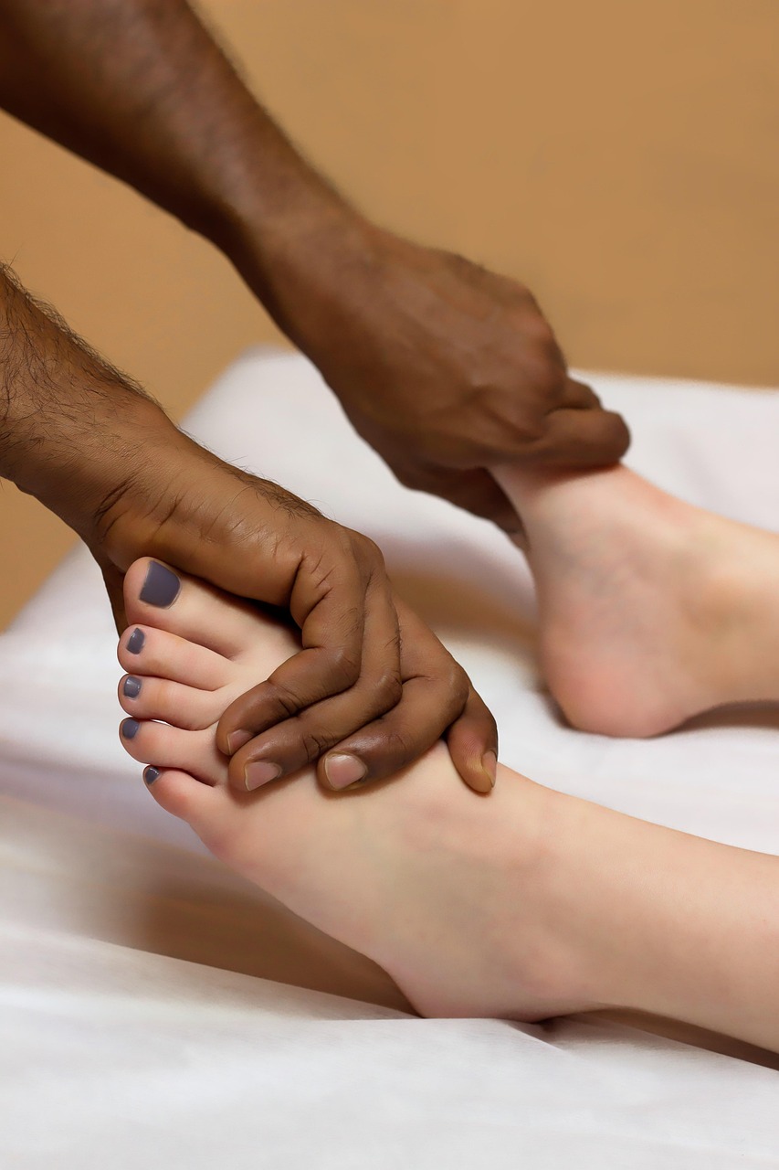 foot-massage-3524546_1280